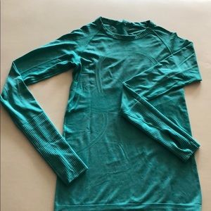 Lululemon Swiftly Tech Long Sleeve Crew